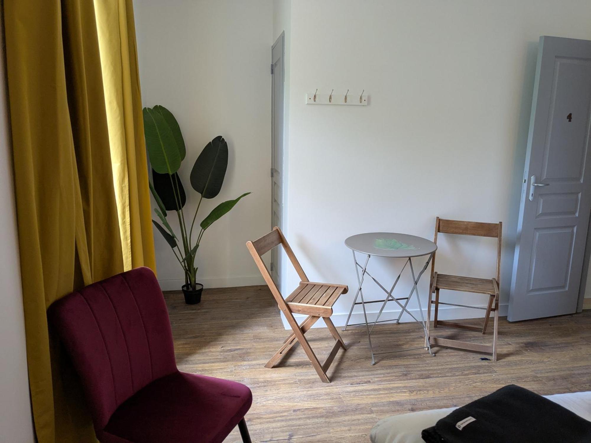 Bed and Breakfast Chez Cornelia Estaing  Esterno foto