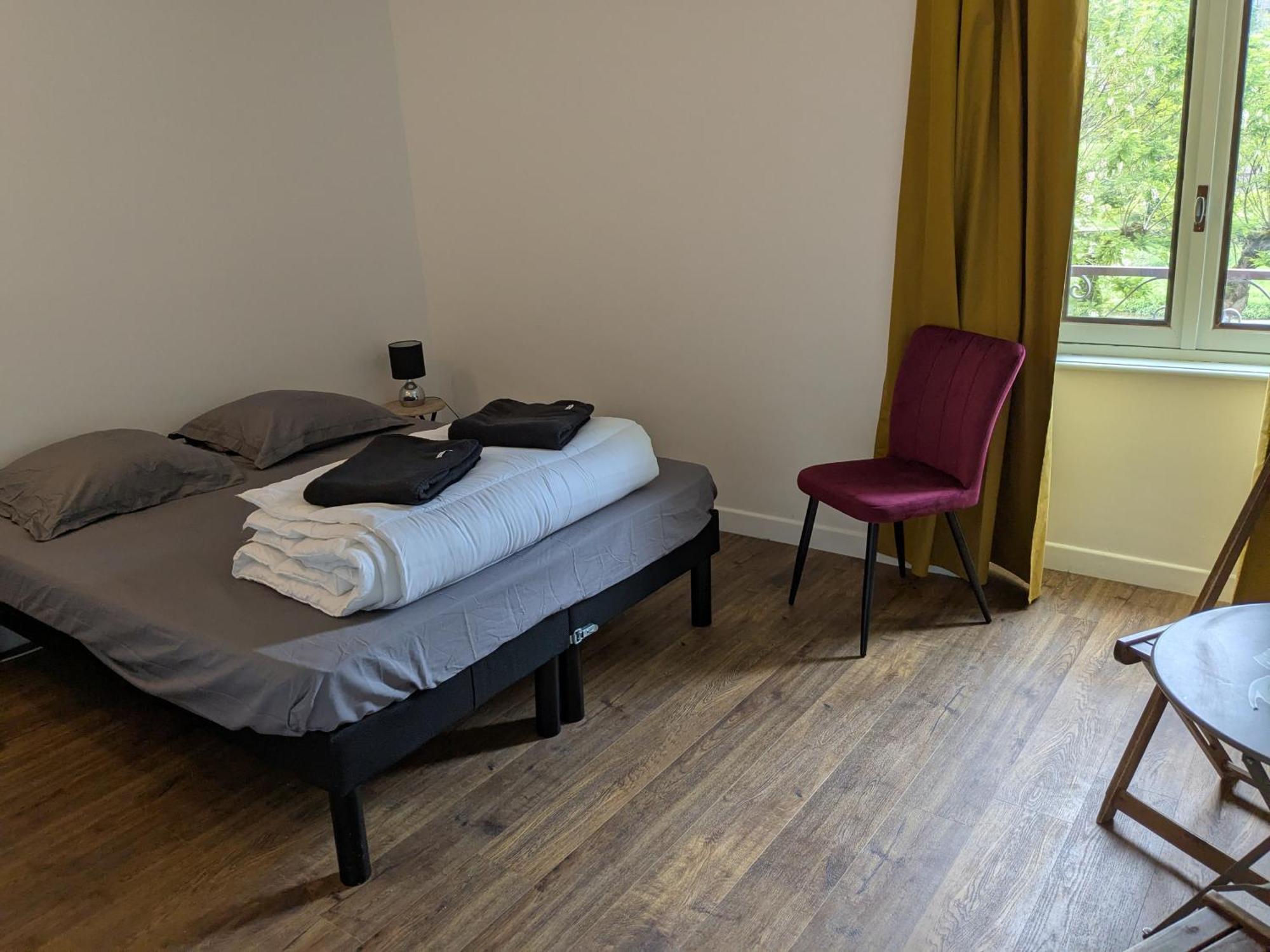 Bed and Breakfast Chez Cornelia Estaing  Esterno foto